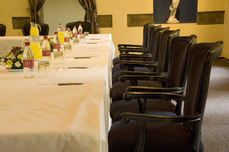 Hotel Nesbitt Castle Bulawayo Zewnętrze zdjęcie